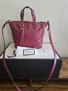 Gucci Burgundy Leather Handbag with Top Handles and Shoulder Strap